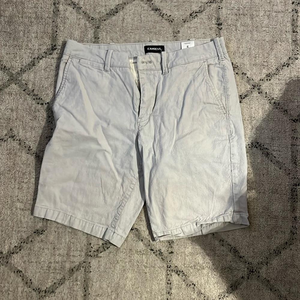 Express Shorts